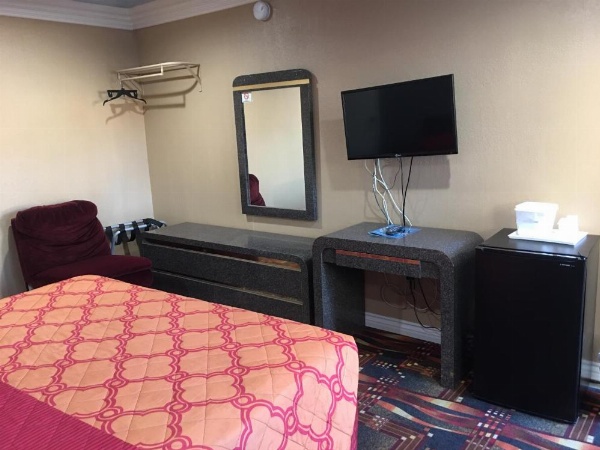 Budget Inn LAX-Lawndale image 16